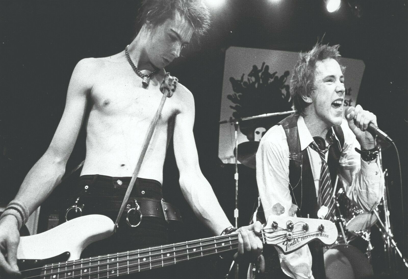 Sex Pistols 8 x 10 photo or 13 x 19 mini poster, Free Shipping - Gold  Record Outlet Album and Disc Collectible Memorabilia